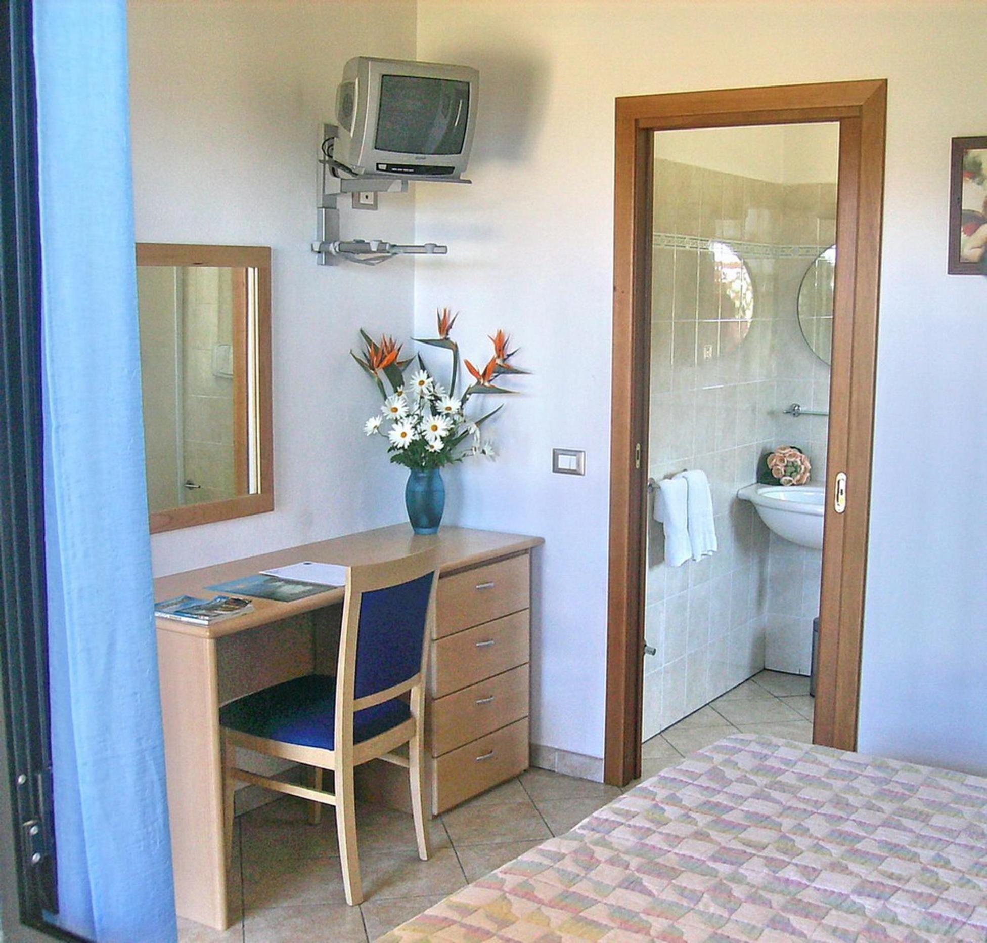 Hotel Residence Riviera Calabra Zambrone Exterior photo