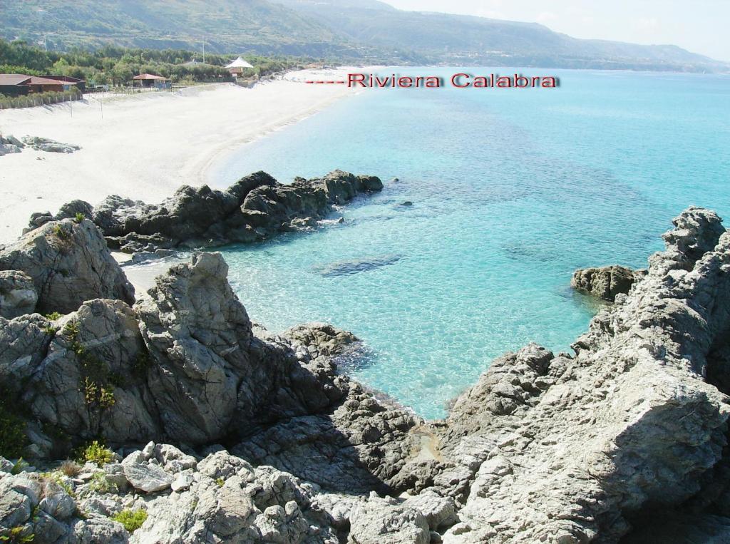 Hotel Residence Riviera Calabra Zambrone Exterior photo